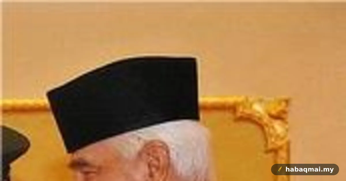 Sultan Azlan Shah: Dari Peguam Naik Jadi Ghaja Perak