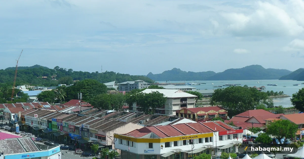 Kampung Pekan Sebelah: Kampung Yang Hidup Sebelah Ja