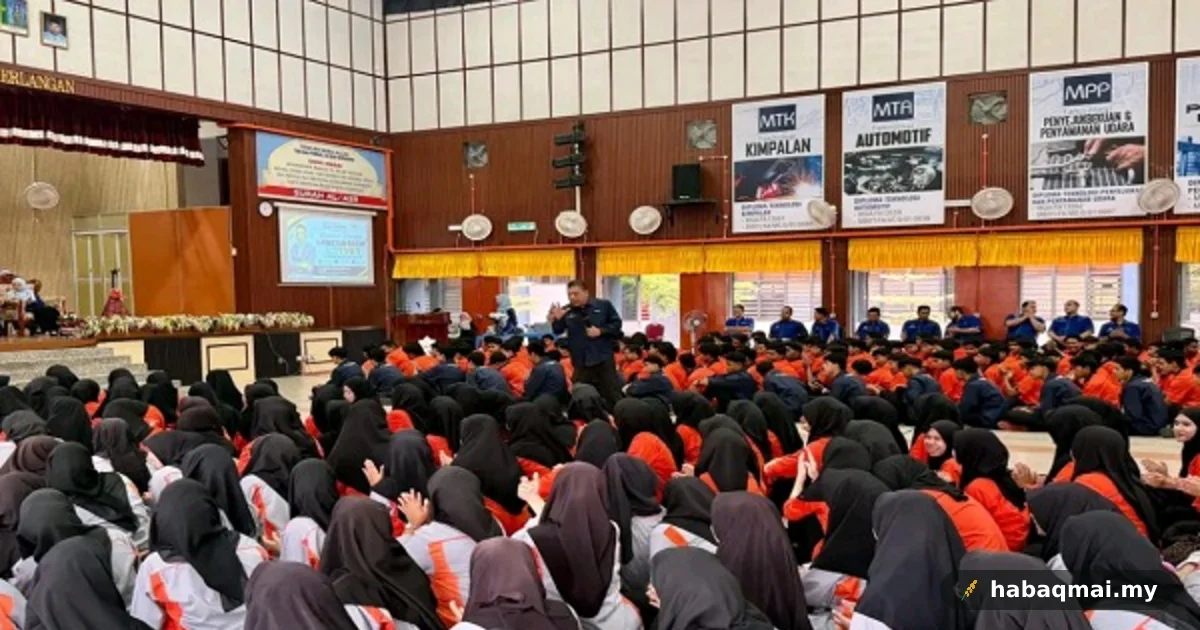 Lebih 1,000 Pelajar Kangar Sertai Program Jom TVET